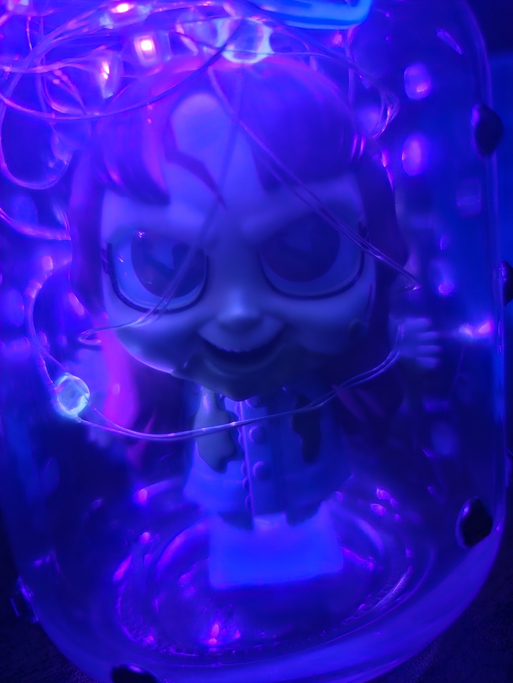 Black Light LED Fairy Light Jar with Collectible Figure Displayed - Picture 7 of 15
